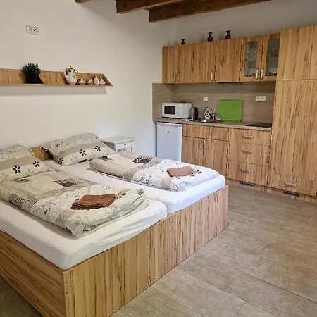 Pod Pergolou