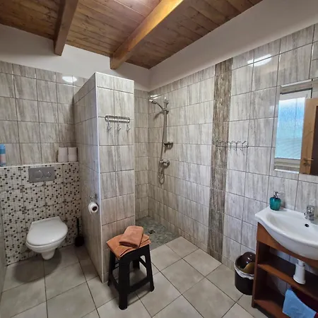 Apartment Pod Pergolou *