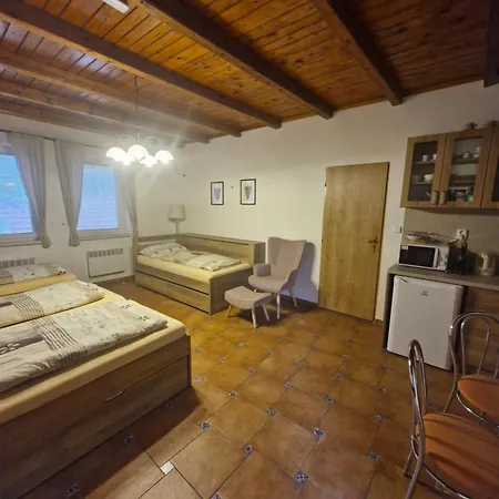 Pod Pergolou Apartment